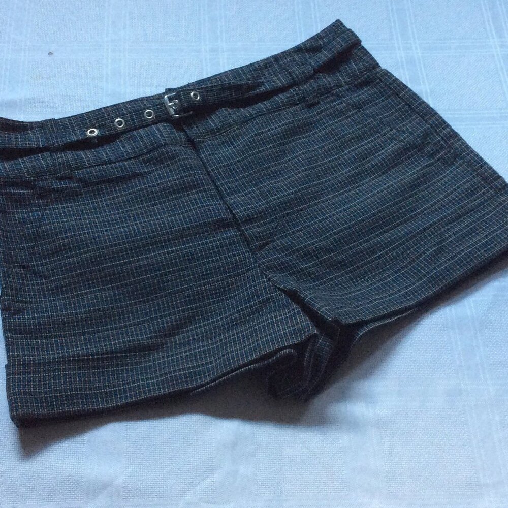 Early 2000 Marc Jacobs high waisted blue tartan short shorts, size 10